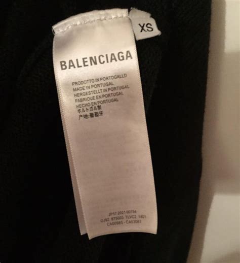 balenciaga sweatshirt fake
